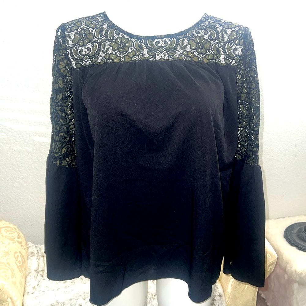 Lace Yolk Blouse